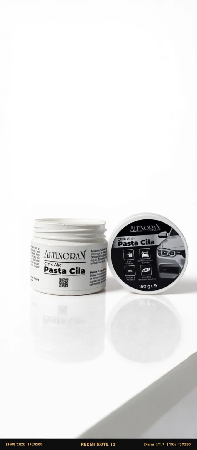 Altınoran Çizik Giderici Pasta Cila 150 gr ürün ambalajının stüdyo çekimi